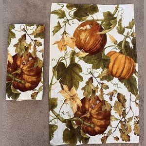 (2) Williams-Sonoma Botanical Pumpkin Large Tea Towels 100% Cotton Acorns Leaves